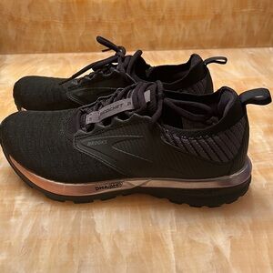 Brooks Ricochet 2 Athletic Sneakers